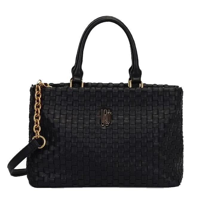 Bolsa tote feminina preta da marca WJ com textura trançada e alças fixas